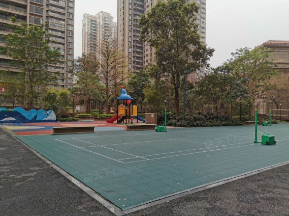 嘉和城塞纳右岸实景图