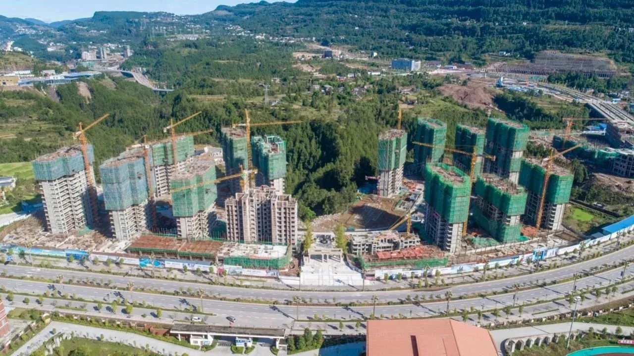 置信·剑桥城图片_样板间图_位置图_装修效果图-巴中房天下