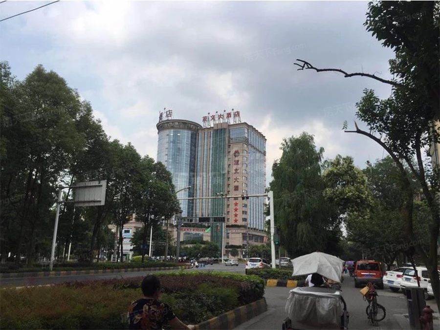 小区相关图
