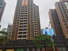 此房朝南,视野开阔,采光通风好,配套设施齐