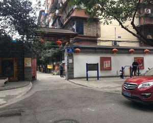 新鸿南一巷33号 2室1厅 南