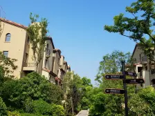 正商红溪谷下叠别院,追逐品质生活可以考虑。