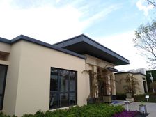 满江新小区正南3房全新装修未入住商圈成熟
