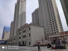 豪布斯卡小三室 中间楼层 南北通透 西站地铁口