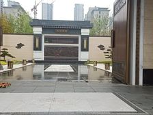 房东挺在本的,可随时看房的.三室两卫双阳台