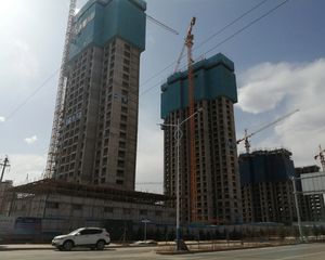 高档小区洋房好楼层诚意出售可谈