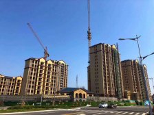 金亚5号毛坯大三房电梯中高楼层出售