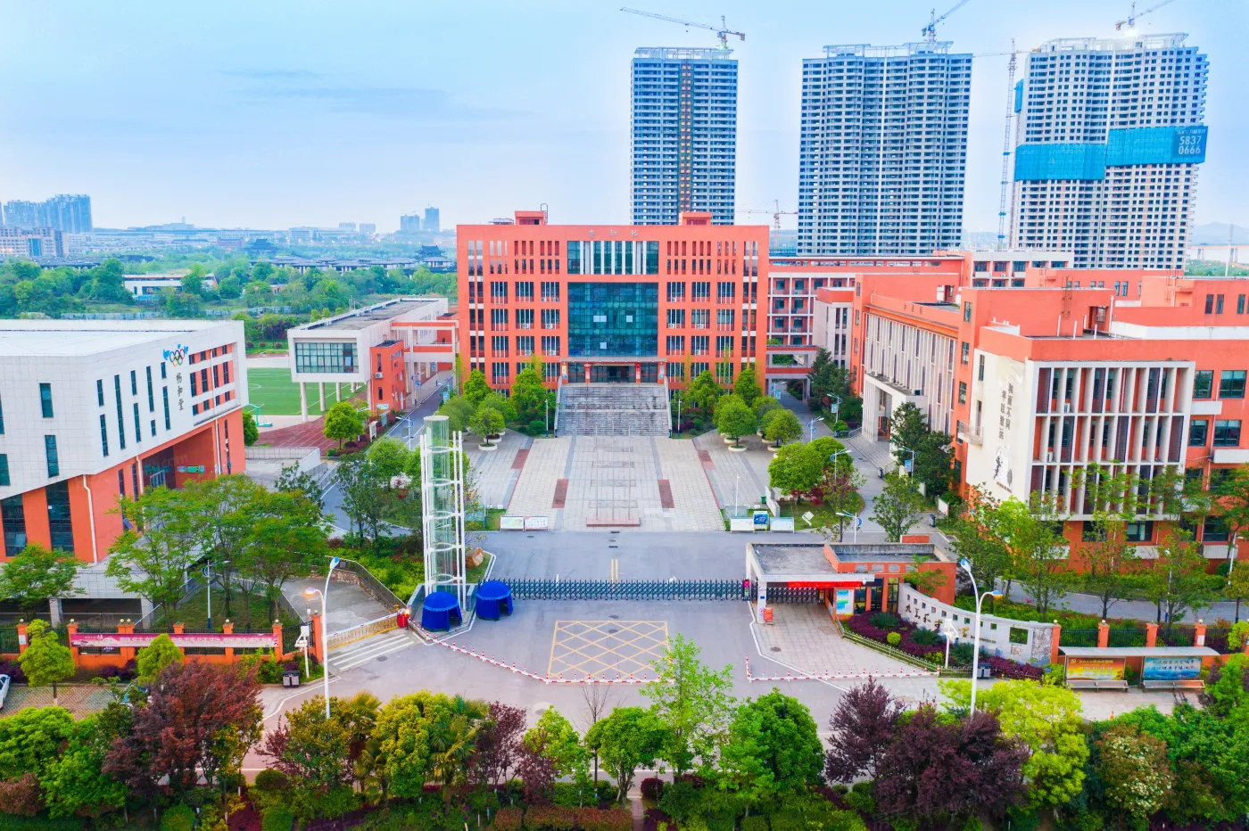 五矿万境水岸九华和平小学实景图-湘潭房天下