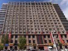 龙晟商务广场1室1厅南