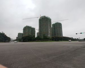 城投置地梧桐馨园4室2厅南