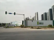 自由人花园 可用公积金 送车位物业 新装修 业主急售 随时看