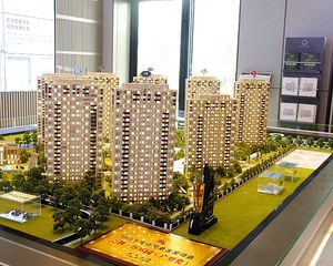 房东诚心出售,好楼层带车位,采光好