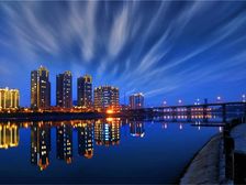 滟澜洲花漾里小高层亲景花园房,中间楼层,采光好。