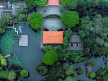 龙湖花样年·春屿溪岸项目望丛祠