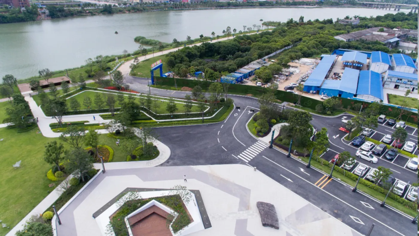 雅居乐悦江实景图鸟瞰