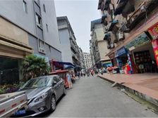 单价3600多购新广场装修三房带同等面积屋顶