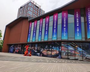 边户采光通风都很好,高楼层视野好,户型方正格局好