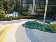 洋房,两南一北三室五明户型,有车位充电桩家俱家电