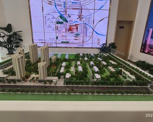 绿地空港西斯莱公馆3室2厅南北