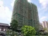 在建楼栋自下而上仰拍