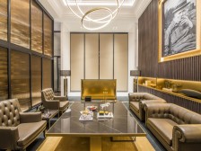 精装修,端户,朝南,户型方正,正看江