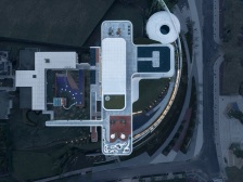 蔡家唯仪玻璃幕墙,小区环境优美,横厅四房