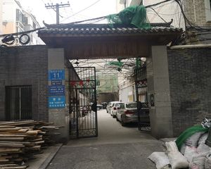 新村河边街11号 3室2厅 东南