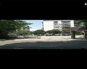 房子马上安装电梯,地震后次新小区
