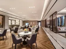 弹子石 华发四季半岛南区四房260万