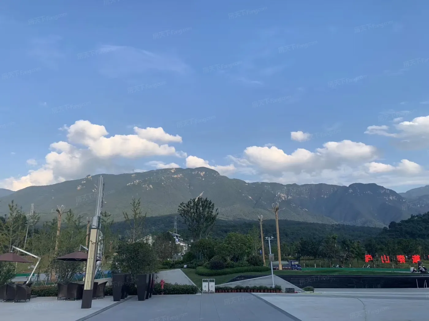 雅居乐·庐隐半山