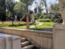 新城璟隽别墅,上下三层,带两个车位,出价就谈