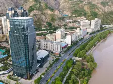 挑空复式,南北通透五居室 价格便宜 中间楼层可按揭