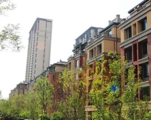 鸿坤理想尔湾 3室2厅 南 北