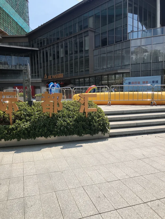 【峯汇中心,写字楼61办公楼出租61出售61租赁价格信息】-南京