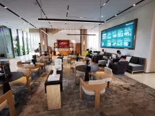 五象新区,自住小区,71平毛坯2房,有证满二