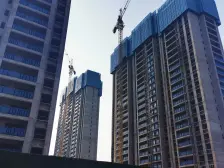 南向采光好 次新小区 小三居 满二 带电梯 商品住宅