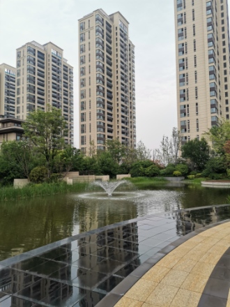 万科·荣成兰乔圣菲实景图