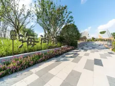 路劲海尚湾21年房龄的独栋别墅带花园有车位品质小区