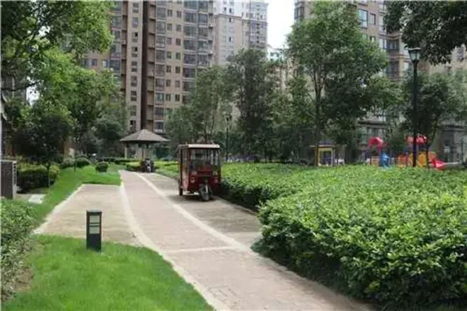 邓州佰宇·卢浮帝景实景图