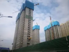 门口就是地铁站人车分流 次新小区产权在手价格可谈