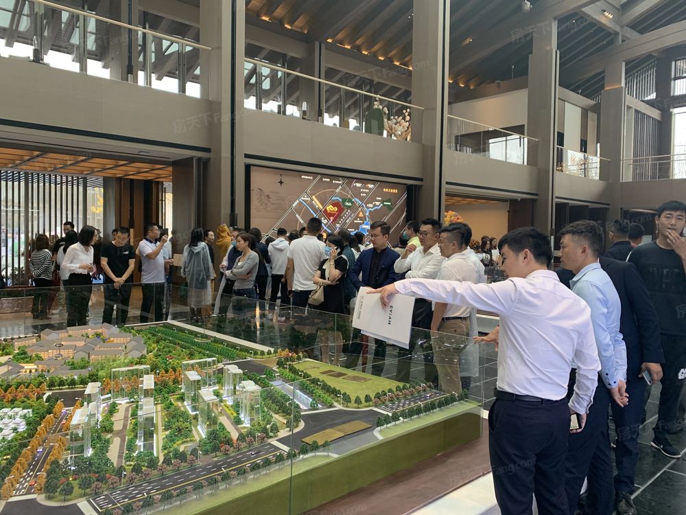 小区相关图