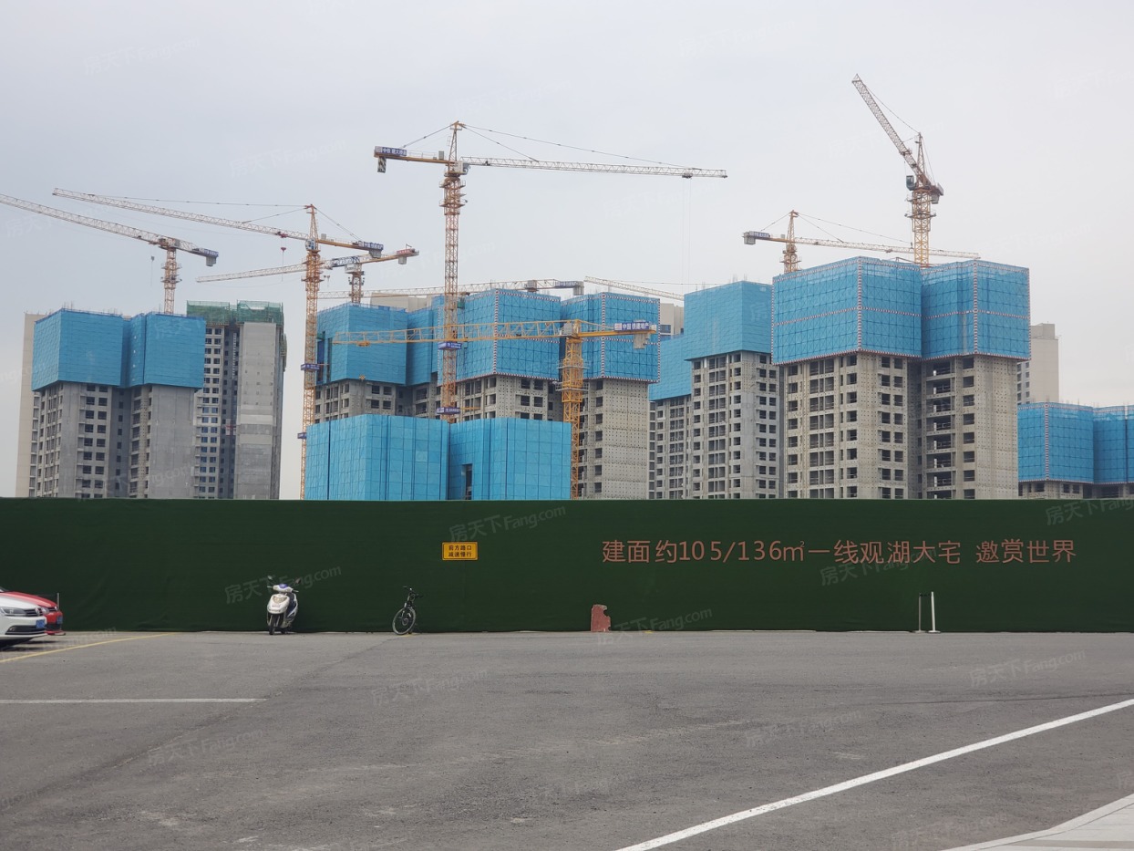 怡心湖岸实景图