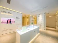 湖畔一期 低楼层观景房 有钥匙可贷款 满两年毛坯房