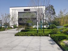 500平院子三车位36万负一240平满两年有钥匙可贷款