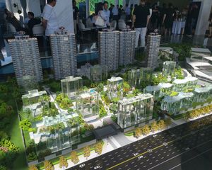 蓝谷CBD,近地铁,集中供暖,全屋空调精装房