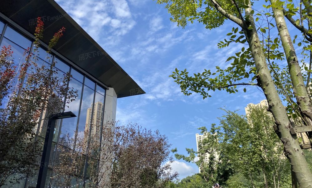 亏本急售华远海蓝城花园洋房正规4房135平117万