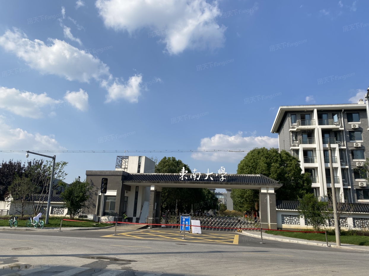 信义山水嘉庭周边配套