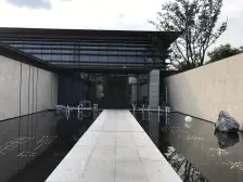 新小区人车分流小区绿化好,环境优美,配套齐全。