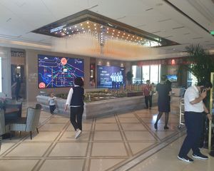 鸿坤115平精装三室两卫,可直接拎包入住