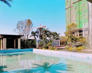 恒大滨江左岸全新毛坯户型方正即买即收楼